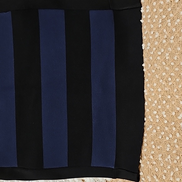 BCBGMaxAzria Skirt - Picture 11 of 13